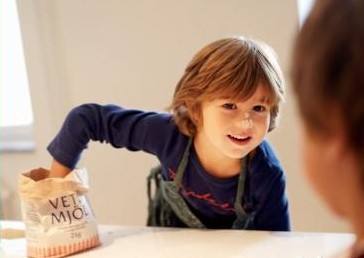 择思达斯：诱发抽动症的原因有哪些?