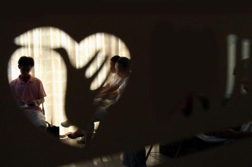 抑郁症治疗方式各有哪些优缺点?