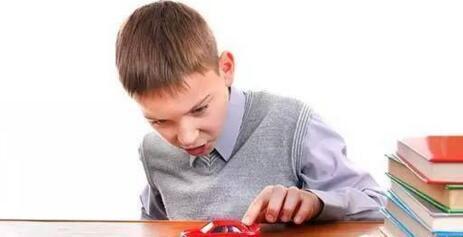 择思达斯：多动症儿童注意事项?