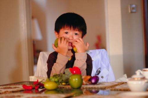 自闭症引起的原因?经颅磁可以治吗