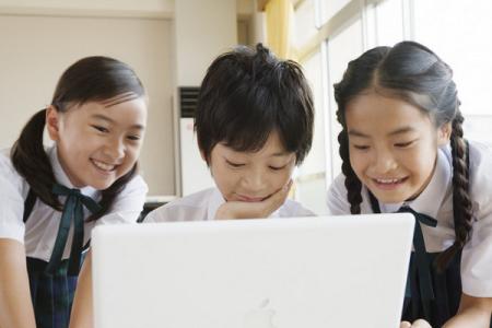 孩子面部抽动是怎么回事