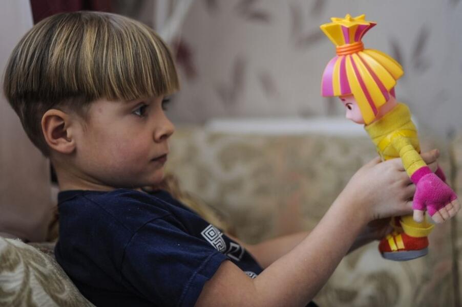 孩子有智力低下要怎么护理智力低下孩子